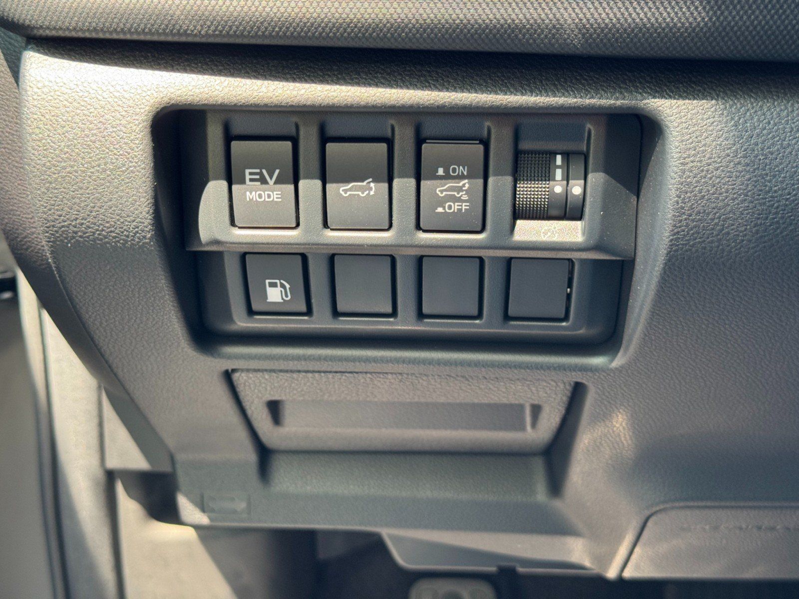 Used 2026 Subaru Forester Premium AWD/4WD image 13