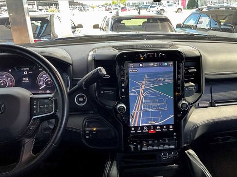 Used 2024 RAM 3500 Limited image 10