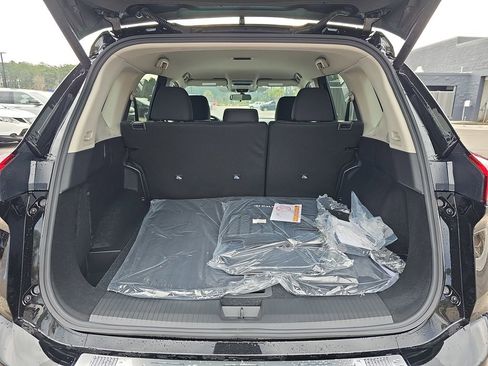 New 2026 Nissan Rogue SV FWD image 15