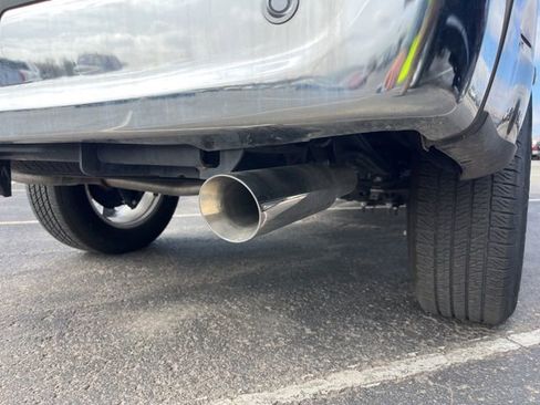 Used 2022 Ford F150 Lariat image 6