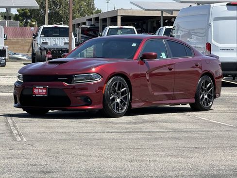 Used 2019 Dodge Charger GT w/ Plus Group RWD image 7