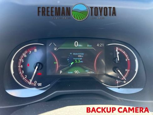 Used 2024 Toyota RAV4 LE AWD/4WD image 8