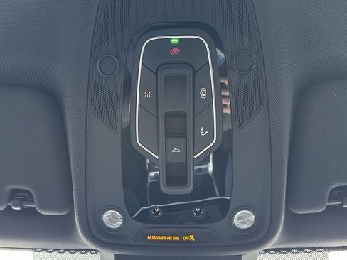 Used 2023 Audi A6 2.0T Premium image 34