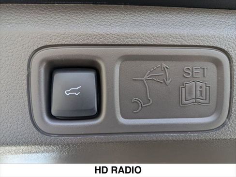 Used 2024 Lincoln Navigator Reserve image 26