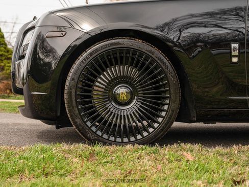 Used 2014 Rolls-Royce Ghost image 96