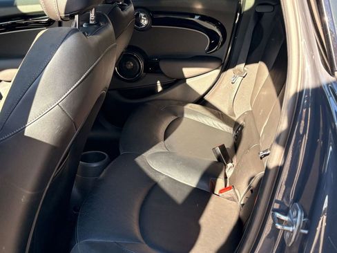 Used 2017 MINI Cooper S image 15