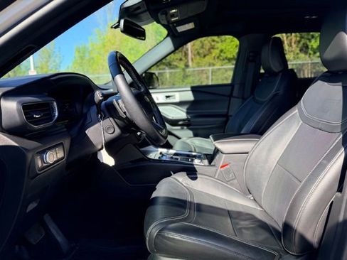 Used 2021 Ford Explorer ST w/ Equipment Group 401A AWD/4WD image 6
