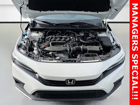 Used 2024 Honda Civic Touring image 32