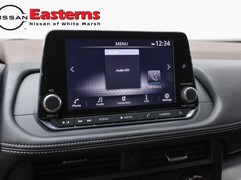 Used 2023 Nissan Rogue SV AWD/4WD image 18