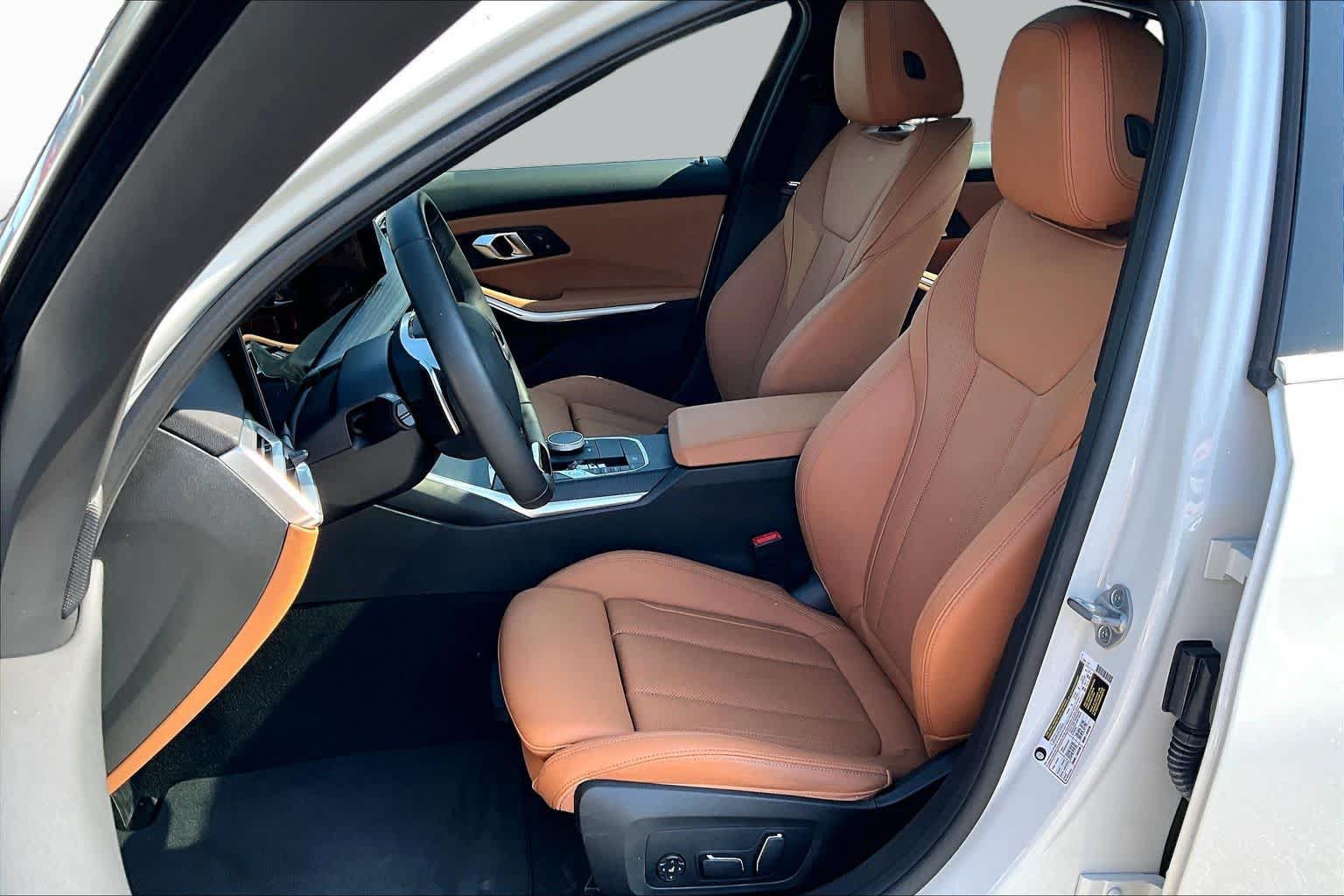 Used 2025 BMW 330i Sedan RWD image 8
