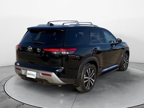 Used 2024 Nissan Pathfinder Platinum w/ Lighting Package (N93) image 3