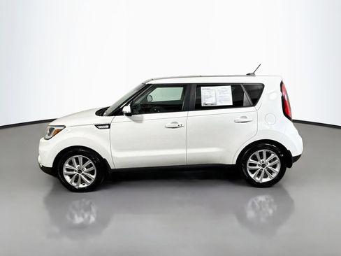 Used 2018 Kia Soul + w/ + Primo LIT Package FWD image 4