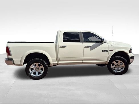 Used 2016 RAM 1500 Laramie w/ Convenience Group image 11