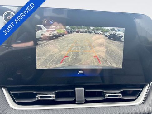 New 2026 Chevrolet Equinox LT FWD image 17