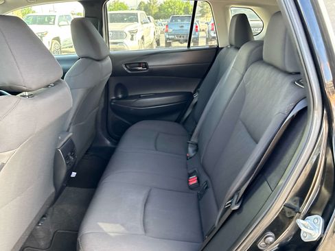 Used 2024 Toyota Corolla Cross LE AWD/4WD image 13