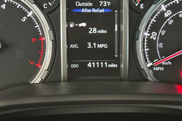 Certified 2023 Toyota 4Runner TRD Off-Road Premium w/ Moonroof Package AWD/4WD image 31