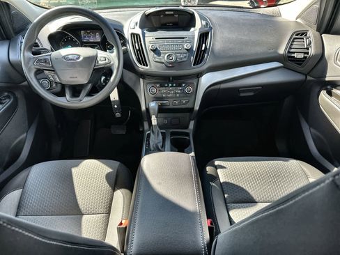 Used 2017 Ford Escape SE image 10