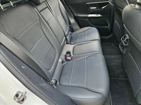 Used 2026 Mercedes-Benz GLC 300 image 18
