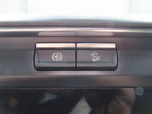 Used 2025 Ford F250 Platinum image 67