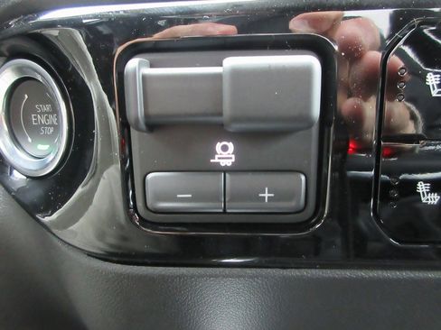 New 2026 GMC Sierra 1500 Elevation image 20