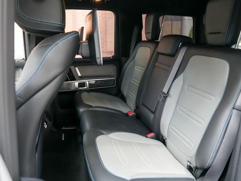 Used 2025 Mercedes-Benz G 580 w/ EQ Technology image 18
