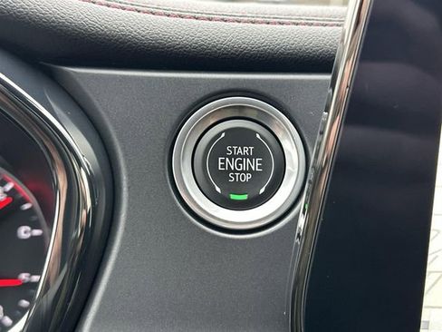 Certified 2023 Chevrolet Blazer RS w/ Enhanced Convenience Package image 17