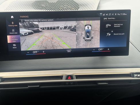 Used 2023 BMW iX xDrive50 w/ Premium Package image 15