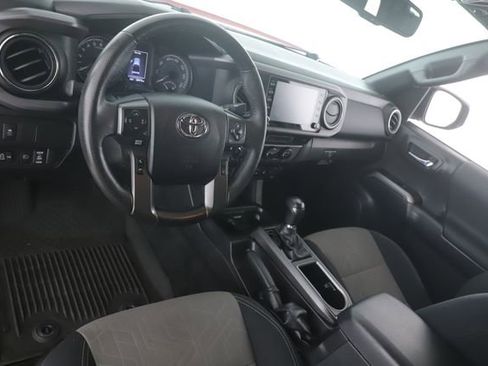 Used 2023 Toyota Tacoma TRD Off-Road image 17