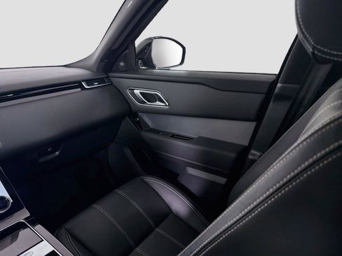 Certified 2022 Land Rover Range Rover Velar R-Dynamic S AWD/4WD image 24