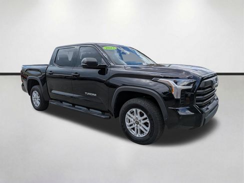 Used 2023 Toyota Tundra SR5 w/ SR5 Convenience Package AWD/4WD image 1
