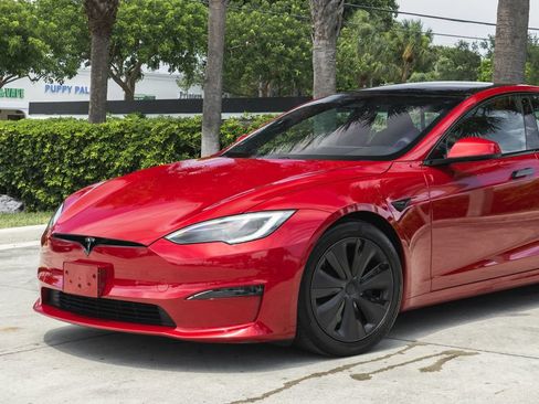 Used 2022 Tesla Model S AWD/4WD image 2