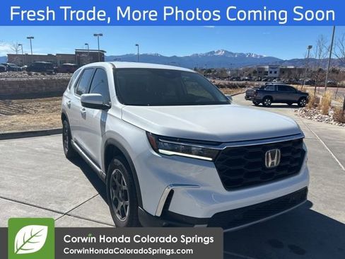 Used 2025 Honda Pilot EX-L image 1