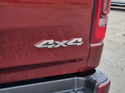 Used 2022 RAM 1500 Limited w/ Body Color Bumper Group image 8