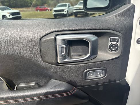 Used 2020 Jeep Wrangler Unlimited Rubicon w/ LED Lighting Group image 13