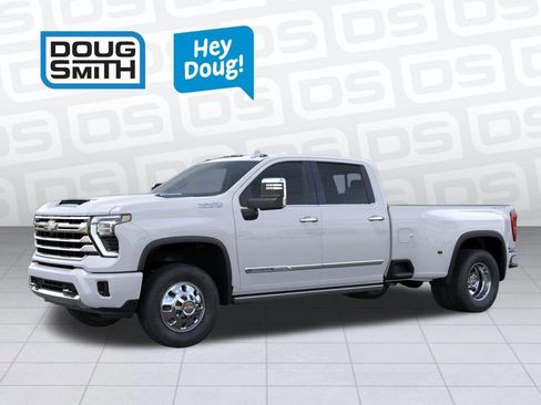 New 2026 Chevrolet Silverado 3500 High Country AWD/4WD image 2