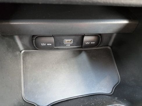 Used 2022 Kia Soul LX FWD image 39
