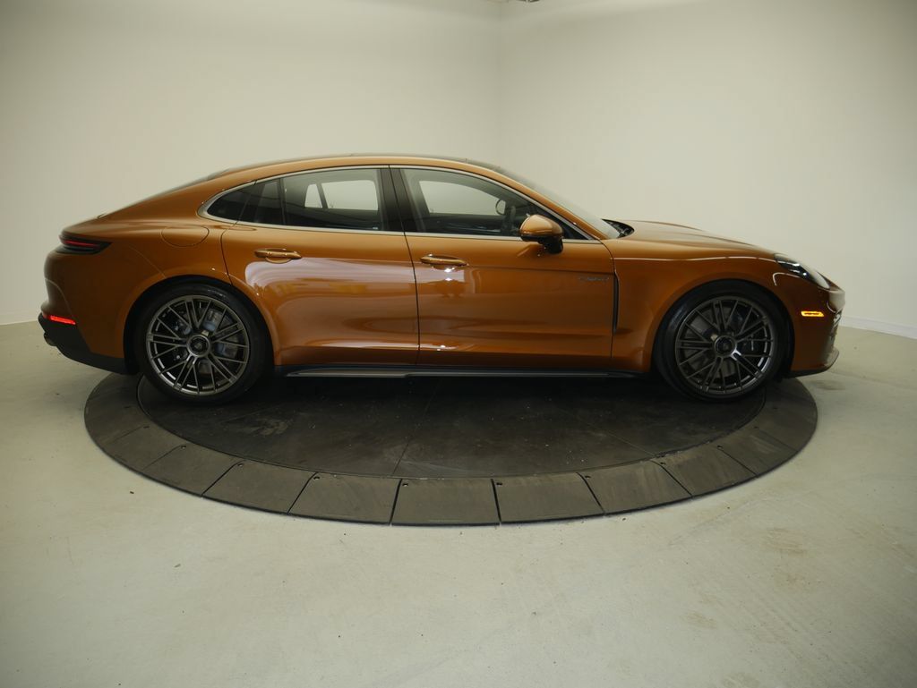 Certified 2025 Porsche Panamera Turbo AWD/4WD image 8