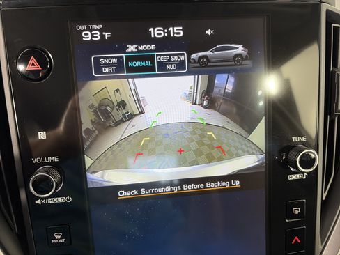 Used 2025 Subaru Crosstrek 2.5i Premium AWD/4WD image 19