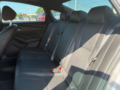 Used 2024 Honda Accord Sport image 9