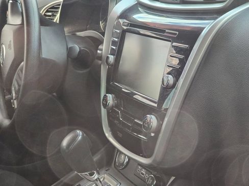 Used 2022 Nissan Murano S AWD/4WD image 15
