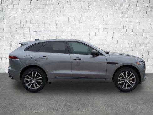 New 2026 Jaguar F-PACE R-Dynamic S image 7