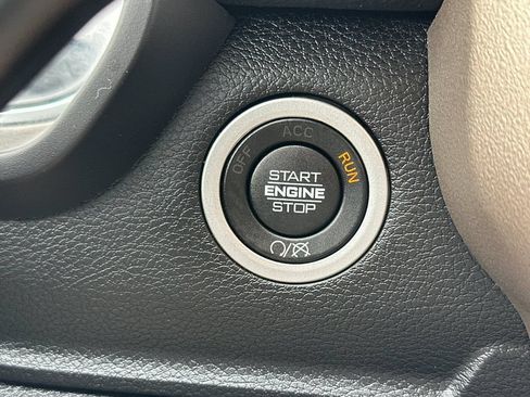 Used 2024 RAM 2500 Laramie w/ Safety Group AWD/4WD image 21