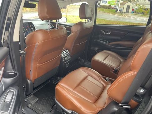 Used 2023 Subaru Ascent Touring image 14