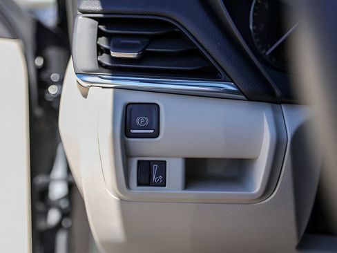 Used 2022 Cadillac CT4 Luxury w/ Sun And Sound Package image 18