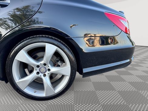 Used 2014 Mercedes-Benz CLS 550 4MATIC image 29