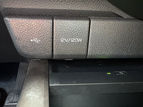 Used 2024 Toyota Camry XSE FWD image 23