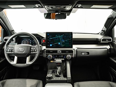 Used 2025 Toyota 4Runner TRD Off-Road Premium w/ Tow Technology Package AWD/4WD image 4