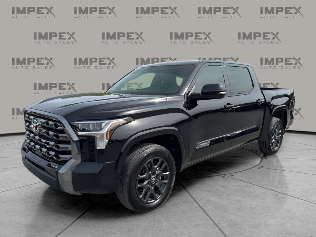 Used 2025 Toyota Tundra Platinum AWD/4WD image 1