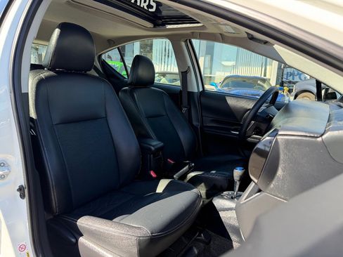 Used 2016 Toyota Prius C Four image 27