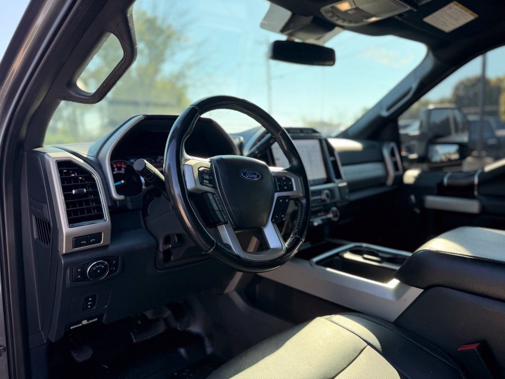 Used 2022 Ford F350 Lariat w/ Black Appearance Package AWD/4WD image 12